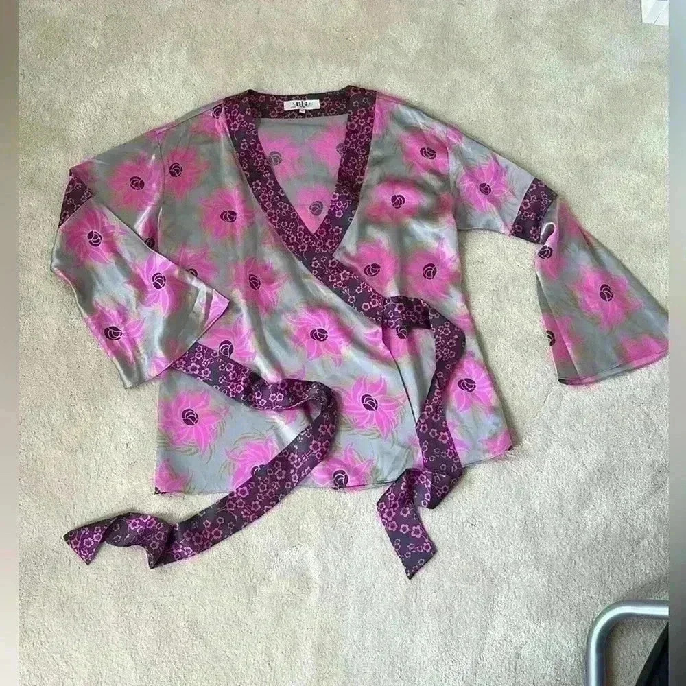 TIBI NEW YORK - 100%  silk wrap around top